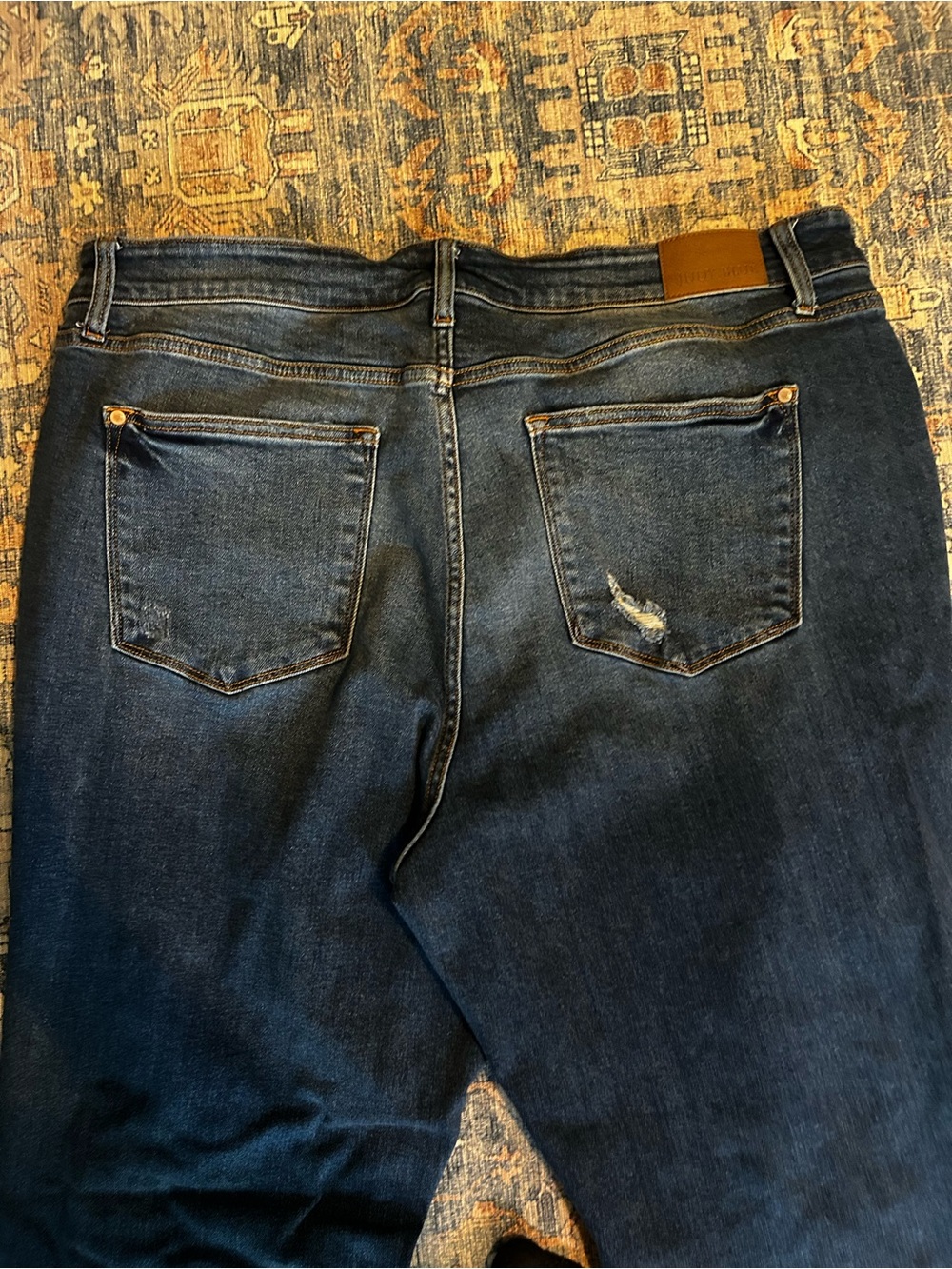 Judy Blue Brett Distressed Dad Jeans. - Picture 9 of 15
